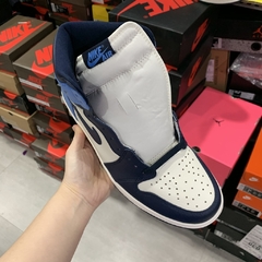 Air Jordan 1 High “Obsidian” na internet