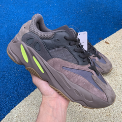 Yeezy Boost 700 “Mauve” - comprar online