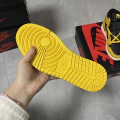 Air Jordan 1 High OG “Pollen”