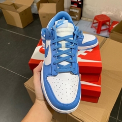 Nike Dunk Low UNC na internet