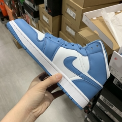 Air Jordan 1 Mid “UNC” - Él.sneakers