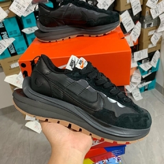 Nike Vaporwaffle Sacai “Black”