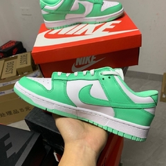 Nike Dunk Low “Green Glow” - Él.sneakers