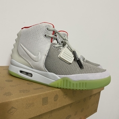 Imagem do Nike Air Yeezy 2 Pure Platinum