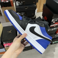 Air Jordan 1 Low “Royal Toe” na internet