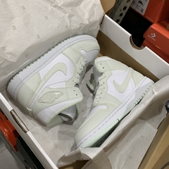 Air Jordan 1 Mid “Spruce Aura”