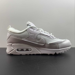 Nike Air Max 90 Futura Triple White na internet