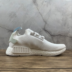 Adidas NMD R1 na internet