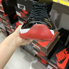 Air Jordan 11 Retrô “Bred” na internet