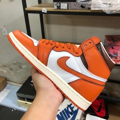 Air Jordan 1 High OG Starfish na internet