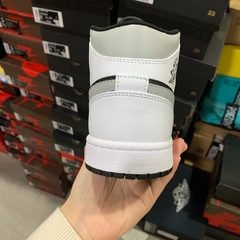 Imagem do Air Jordan Mid 1 White Shadow