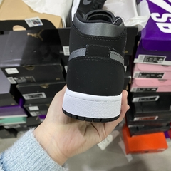 Imagem do Air Jordan 1 Mid SE Nylon 'Black Grey'