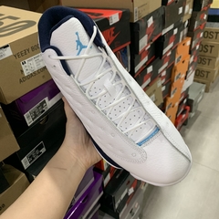 Air Jordan 13 Retrô “Obsidian” na internet