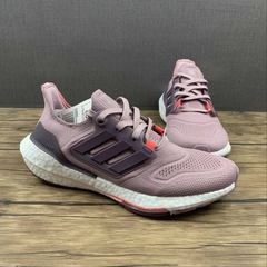 Adidas Ultra Boost 22 “Magic Mauve” - comprar online