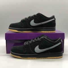 Nike SB Dunk Low Fog na internet