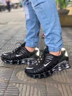 Tênis Nike Shox 12 Molas