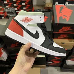 Air Jordan 1 Mid SE Red Black Toe - comprar online