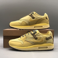 Travis Scott x Nike Air Max 1 “Saturn Gold” na internet