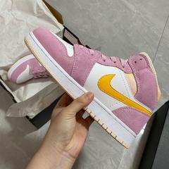 Air Jordan 1 Mid SE Arctic Pink - Él.sneakers