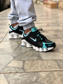 Tênis Nike Shox 12 Molas TL