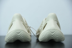 Adidas Yeezy Foam “Sand” - Él.sneakers