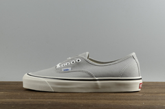 Vans Authentic 44 DX - comprar online