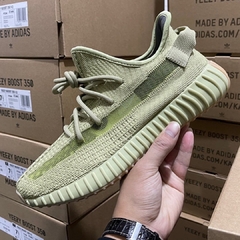 Yeezy Boost 350 V2 Sulfur - Él.sneakers