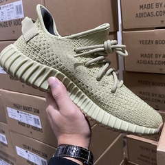 Imagem do Yeezy Boost 350 V2 Sulfur