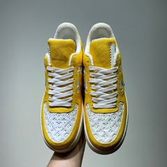 Louis Vuitton x Nike Air Force 1 Low By Virgil A Yellow na internet