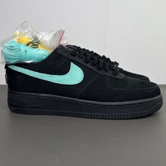 Tiffany & Co. x Air Force 1 Low '1837' na internet