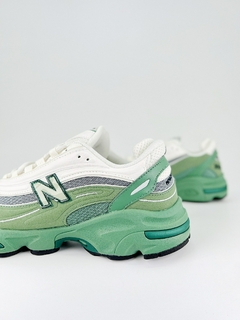 New Balance 1000 Green Grey