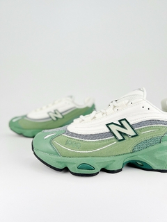 Imagem do New Balance 1000 Green Grey