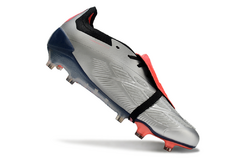 Imagem do adidas Predator Elite Fold-Over Tongue FG Platinum Metallic Aurora Black Carbon