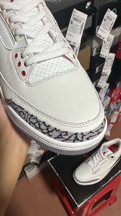 Air Jordan 3 Retro White Cement Reimagined - comprar online