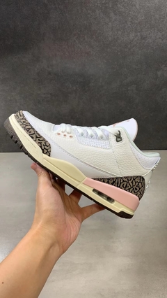 Imagem do Air Jordan 3 Retro “Dark Mocha”