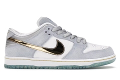 Nike SB Dunk Low x Sean Cliver “Holiday Special”