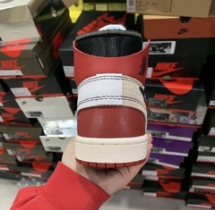 Air Jordan 1 High x Off-White "Chicago" na internet