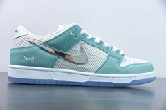 Nike SB Dunk Low x April Skateboards - comprar online