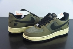 Nike Air Force 1 Low SP Undefeated Ballistic Dunk vs. AF1 na internet