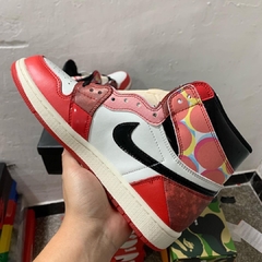 Air Jordan 1 High Spider Man Across the Spider Verse na internet