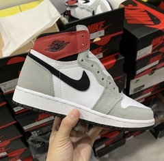 Air Jordan 1 High “Light Smoke Grey” - comprar online