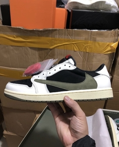 Travis Scott x Air Jordan 1 Low Olive - comprar online