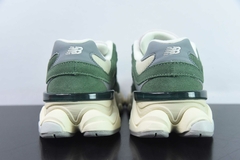 Imagem do New Balance 9060 Nori