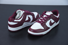 Nike Dunk Low Bordeaux na internet