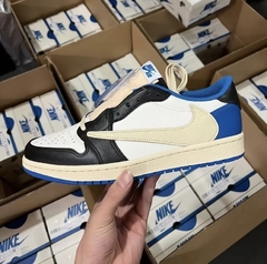 Fragment Design x Travis Scott x Air Jordan 1 Low - comprar online