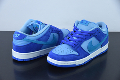 Nike SB Dunk Low Blue Raspberry na internet