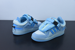 Bad Bunny x adidas Forum Buckle Low Blue Tint na internet