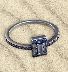 Anillo Plata Solitario baguette c/Micropave