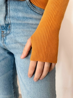 sweater cuello redondo ojal - comprar online