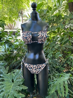 bikini bandeau con animal print